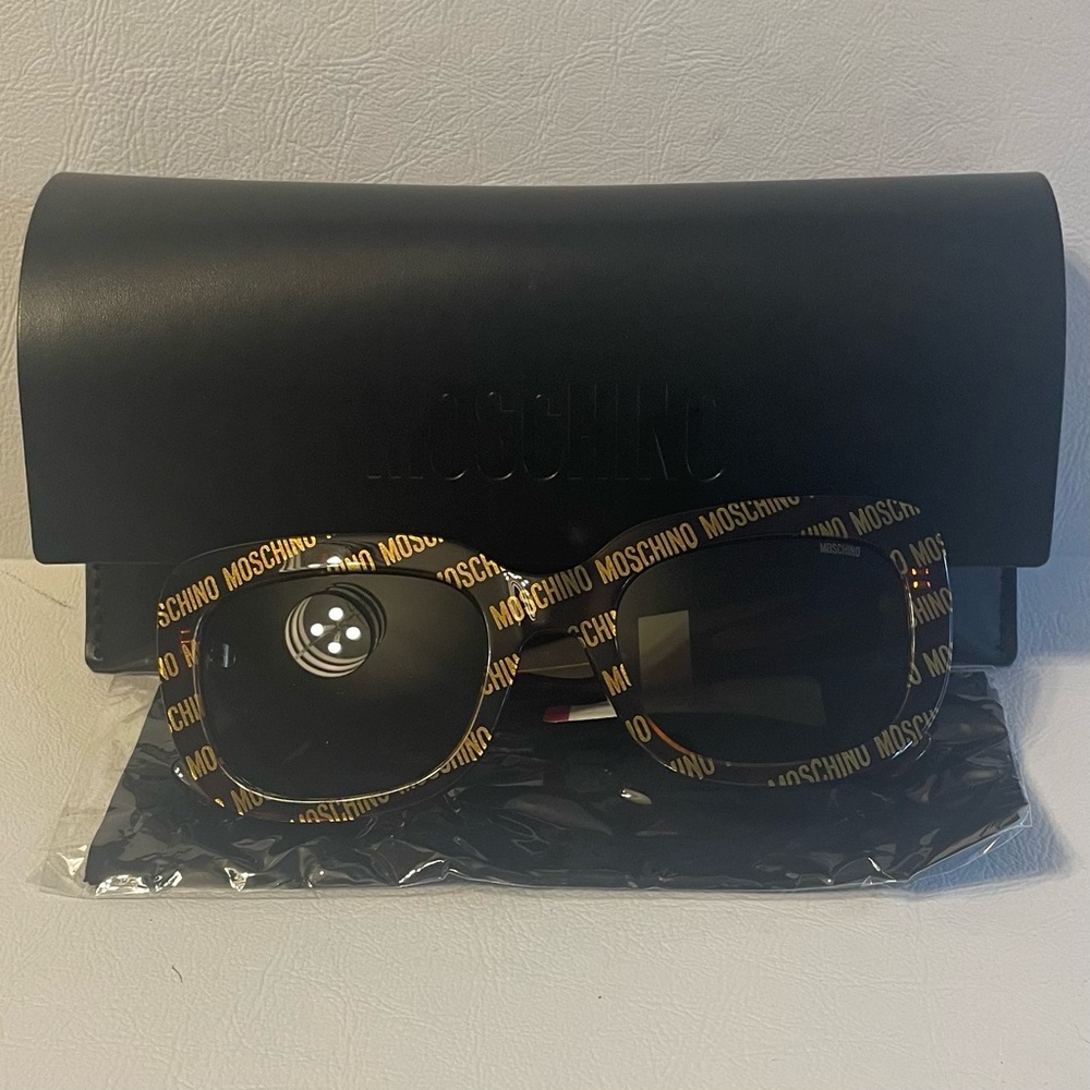 New Moschino Brown and Gold Sunglasses